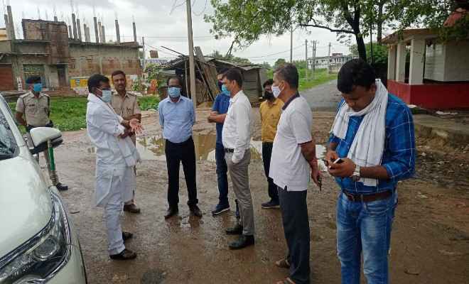 बाटा चौक से आईसीपी लिंक रोड तक जानेवाली सड़क का रक्सौल विधायक प्रमोद सिन्हा और  अधिकारियों ने किया निरीक्षण