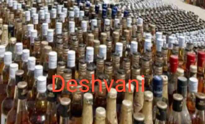 रक्सौल: पुलिस ने कोइरिया टोला से 305 बोतल नेपाली शराब किया जब्त