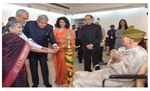 उपराष्ट्रपति ने श्रीमती चारुमती निर्वाण की बाघों पर आयोजित प्रदर्शनी का उद्घाटन किया