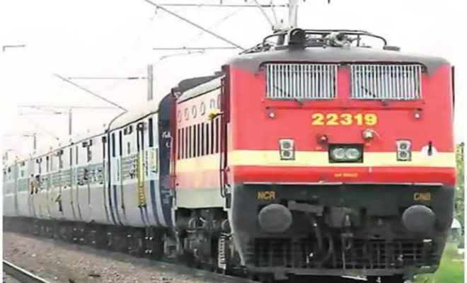 BIHAR: मुजफ्फरपुर समेत उत्तर बिहार से 12 पूजा स्पेशल ट्रेन चलेगी