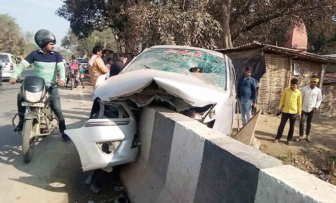मोतिहारी के बैरिया देवी के पास हुई दुर्घटना में तीन की मौत, रक्सौल के मस्करा परिवार जा रहा था पटना