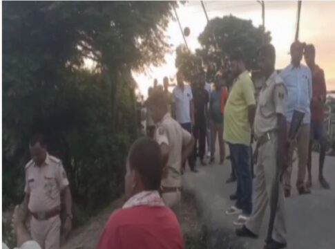 सीतामढ़ी : राइस मिल संचालक की गोली मारकर हत्या,अपराधी पिस्टल लहराते फरार